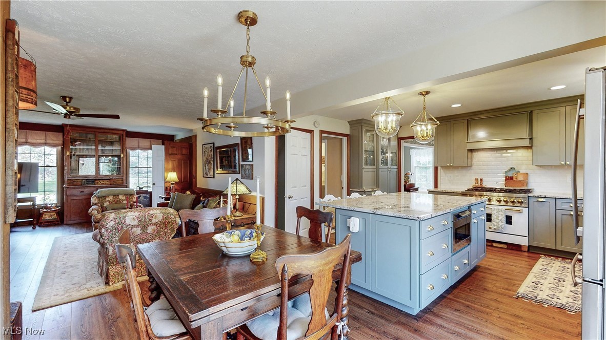 125 Southwyck Drive, Chagrin Falls, Ohio image 8