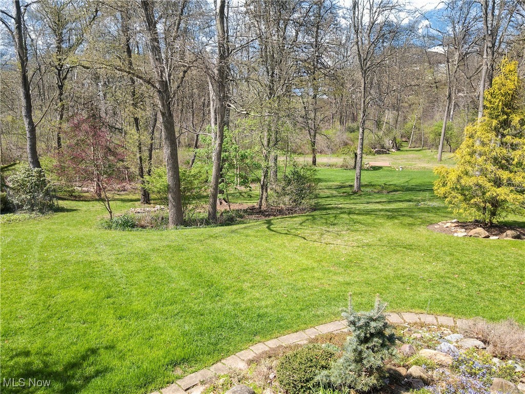 125 Southwyck Drive, Chagrin Falls, Ohio image 27