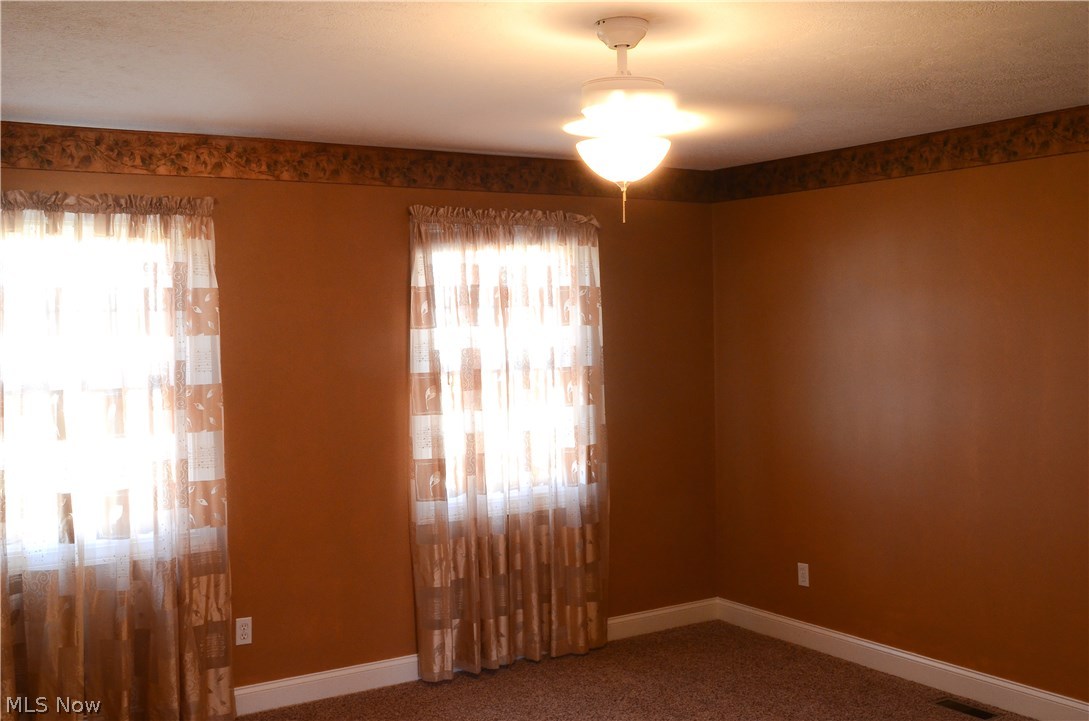 Thousand Oaks Estate - Residential