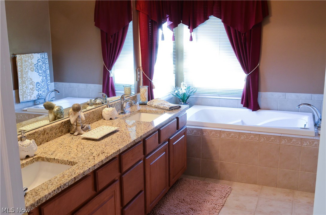 Thousand Oaks Estate - Residential