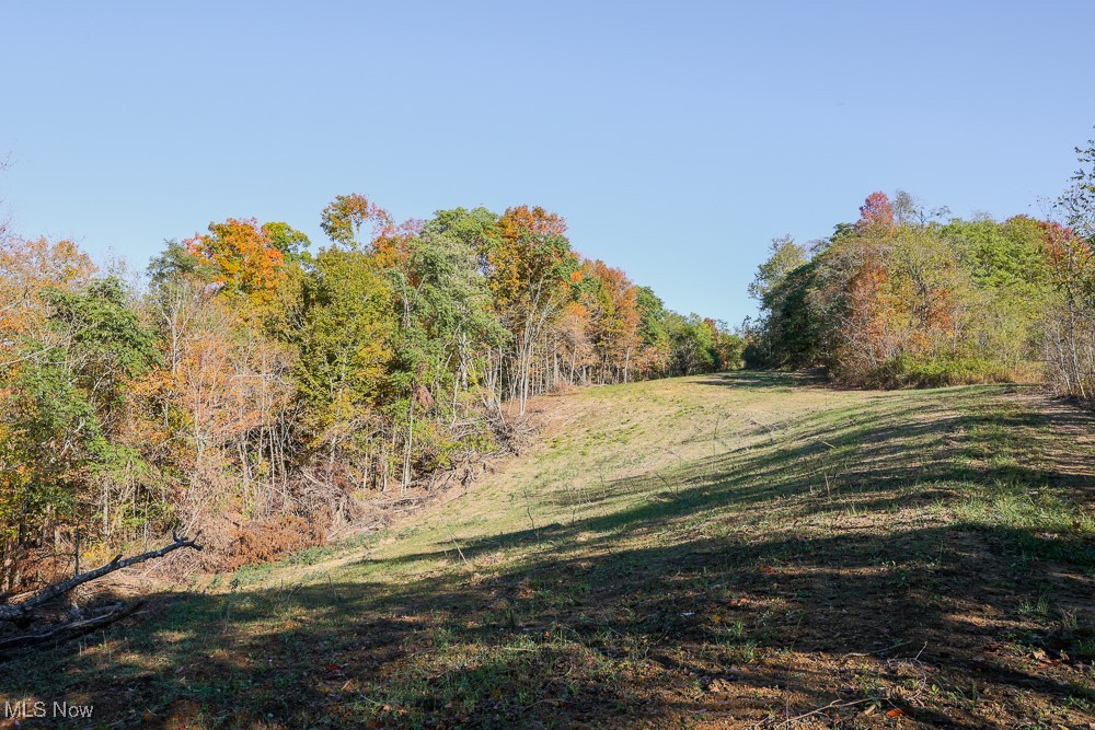 Flint Ridge Road, Crooksville, Ohio image 8