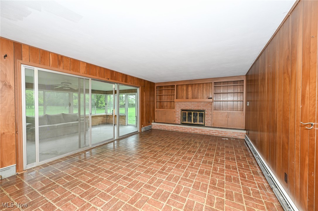 5233 S Park Drive, Lorain, Ohio image 20