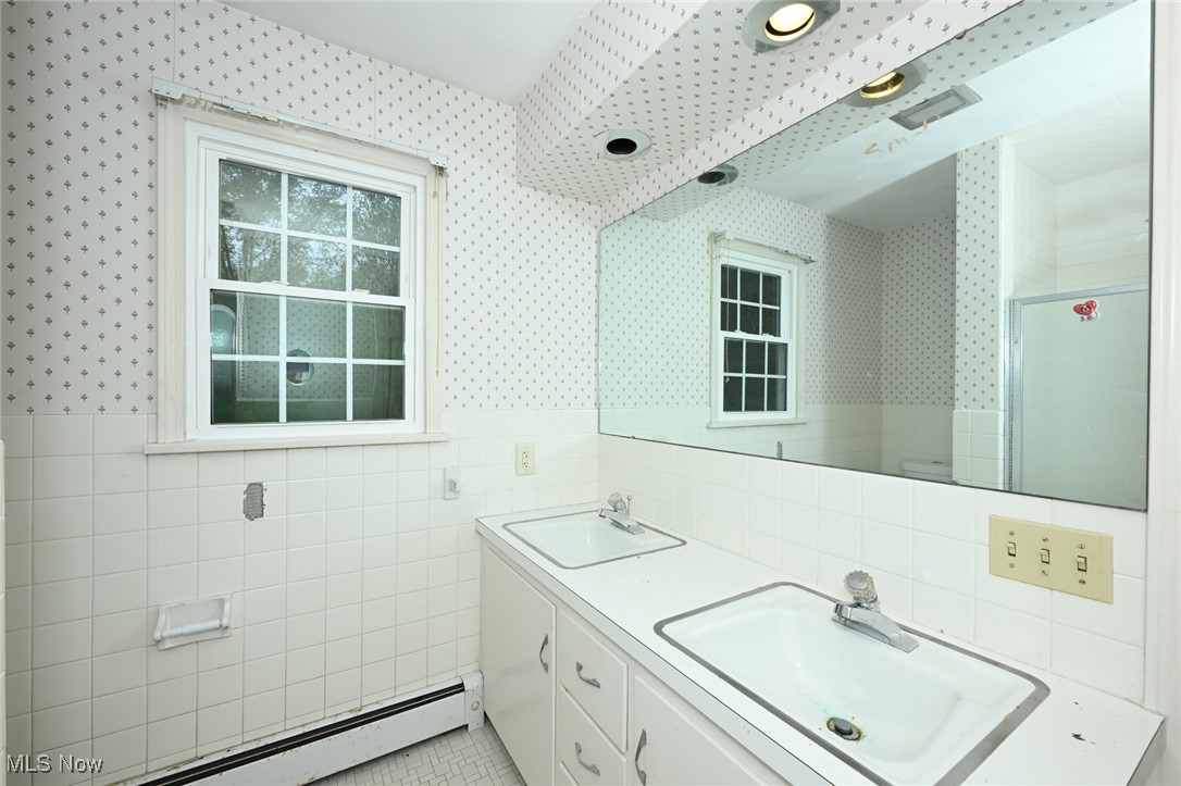 5233 S Park Drive, Lorain, Ohio image 30