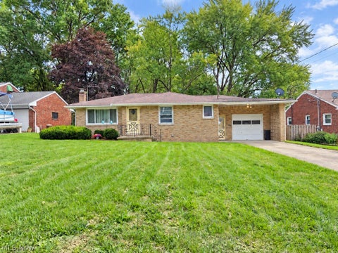 Homes For Sale - 263 Park Drive<br/> Campbell, OH 44405