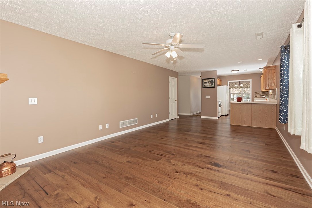 Village/Marsh Lndg Condo - Residential