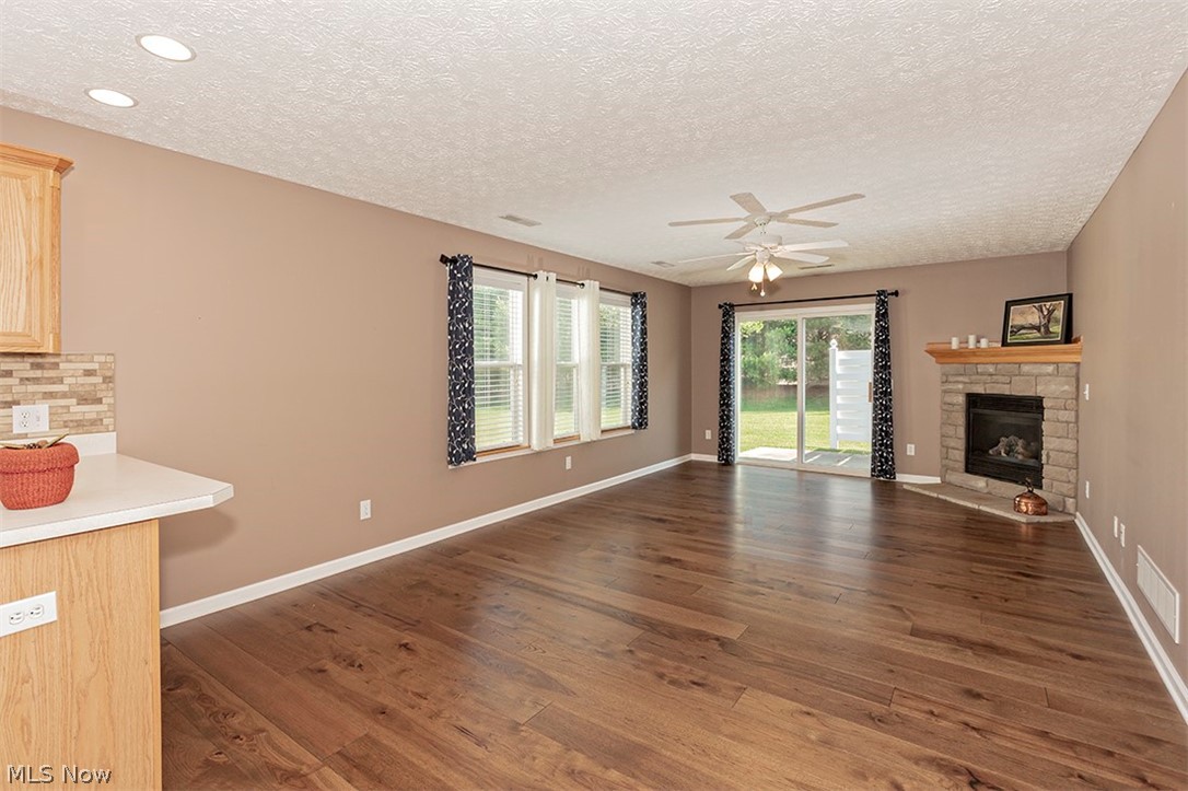 Village/Marsh Lndg Condo - Residential