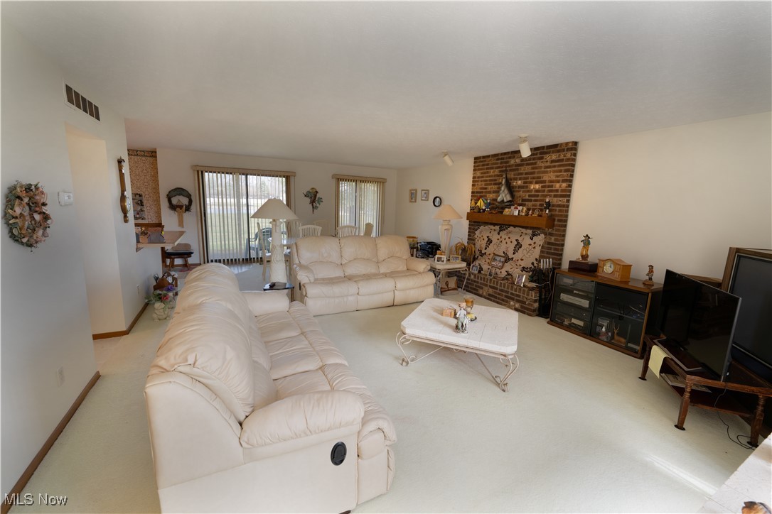 1188 Surfside Circle, Aurora, Ohio image 7