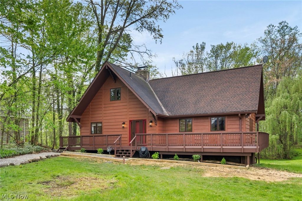 Photo of 11104 Clarke Road, Columbia Station, OH 44028 (MLS # 5206156)