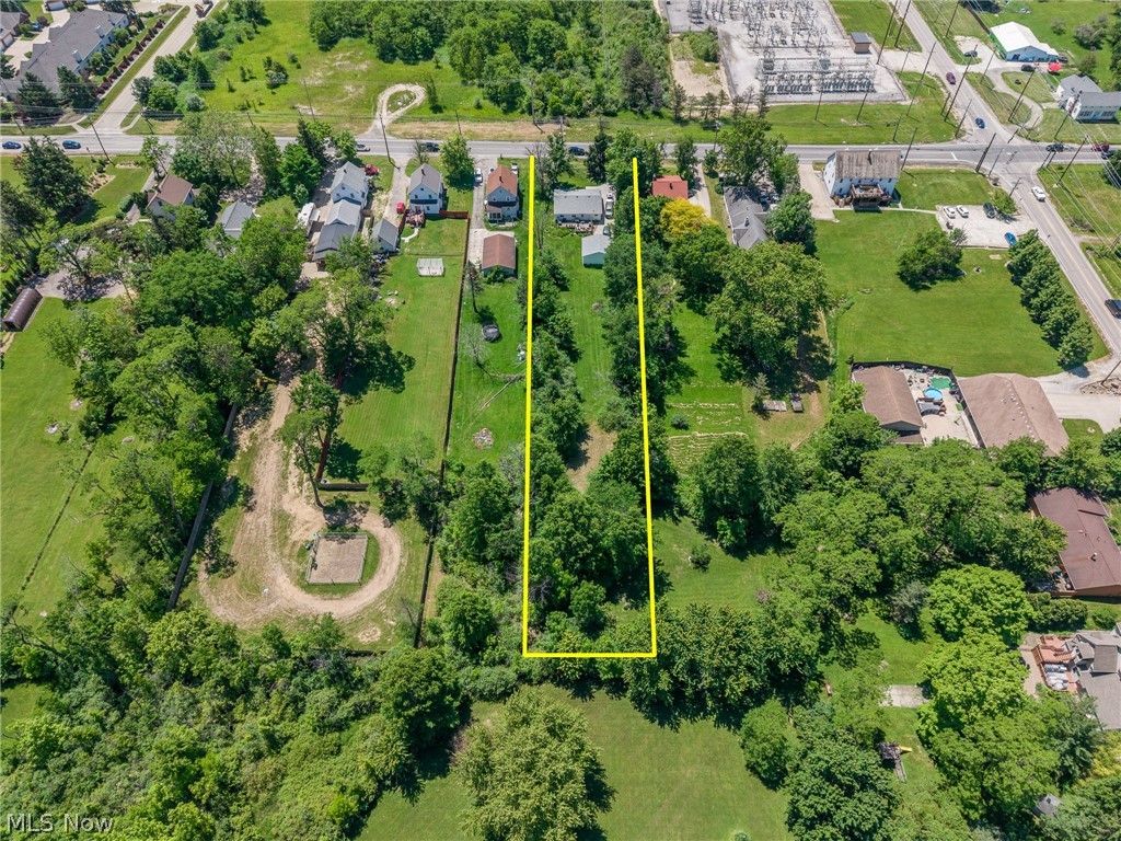 4813 Center Road
