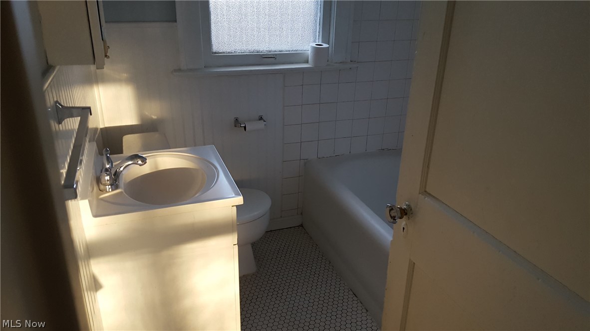 Euclid - Residential Lease