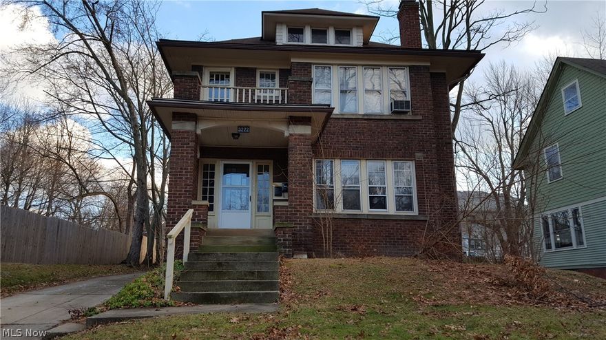 Spacious and affordable 2 bedroom unit features hardwood floors, wood-burning fireplace, plenty of windows for natural lighting, with extra office space or sunroom just off the master bedroom. Kitchen appliances included.  Close to Coventry, shopping and restaurants.  Schedule a showing today! No pets and no
Section 8.