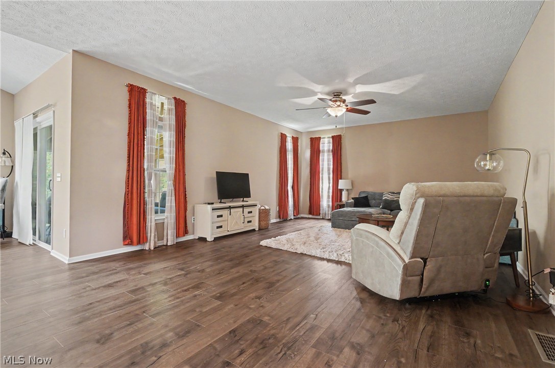 Hillside Estates Ph 3 - Residential