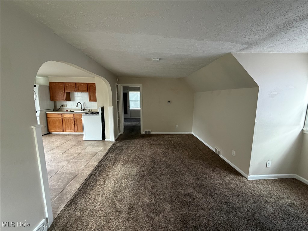 Rose Lake 2 - Residential Lease