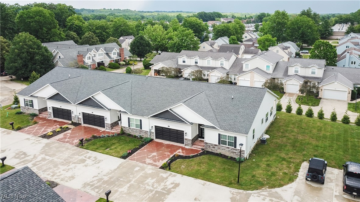 Pin Oaks II - Residential