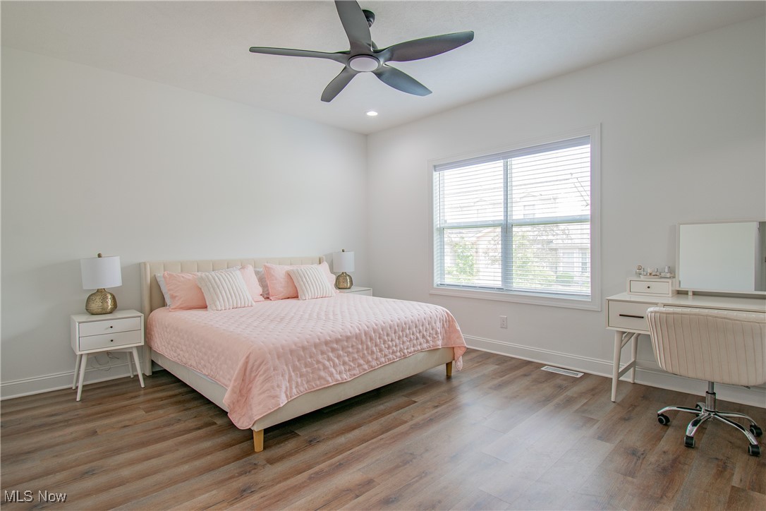 Pin Oaks II - Residential