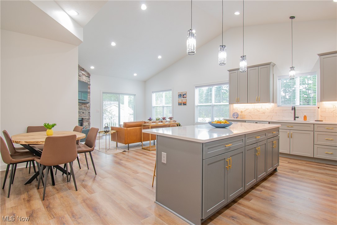 993 Pin Oaks Drive