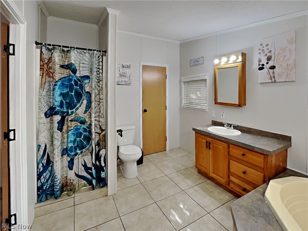 Island Club Ph VI - Residential