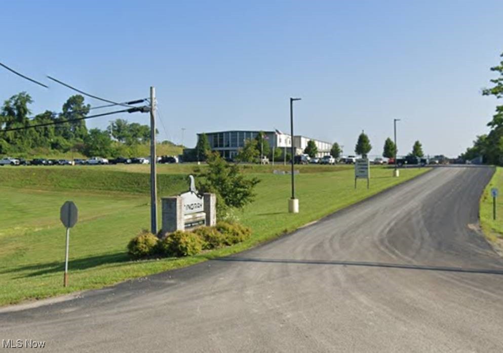 Seize a rare, large-footprint industrial site in the heart of the Utica/Marcellus energy corridor. This large campus delivers a blend of heavy-duty warehouse space and expansive yard acreage—ideal for oilfield services, logistics, equipment rental, construction, fabrication, or laydown operations.