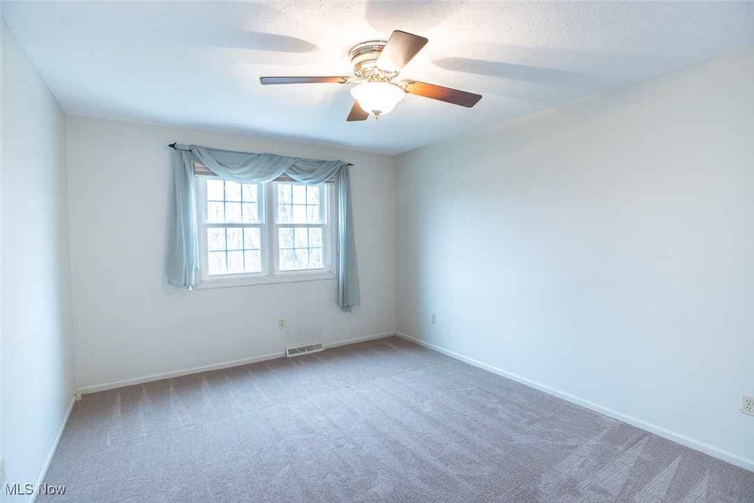 Macintosh Farms Condo 01 - Residential