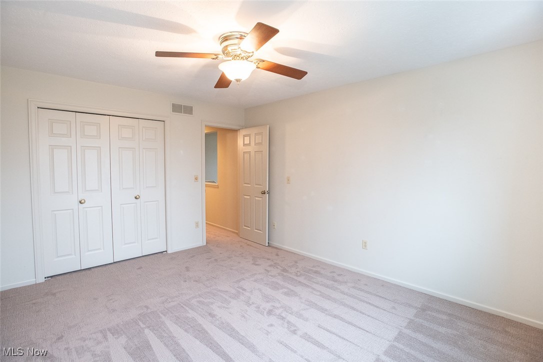 Macintosh Farms Condo 01 - Residential