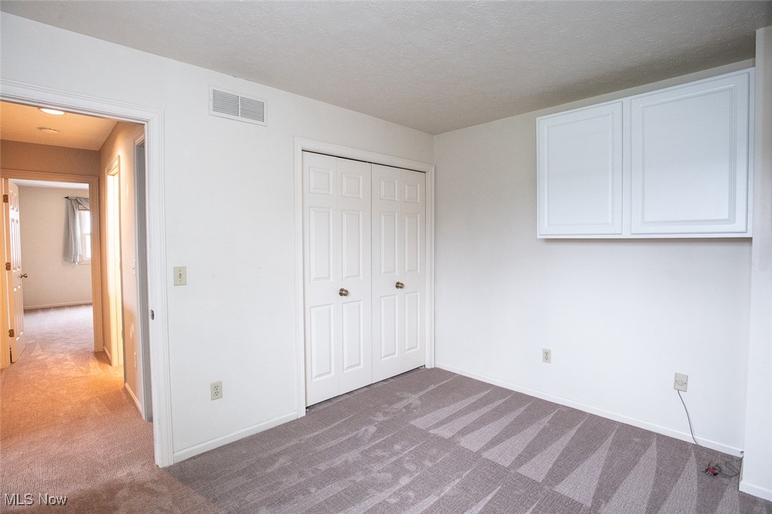 Macintosh Farms Condo 01 - Residential