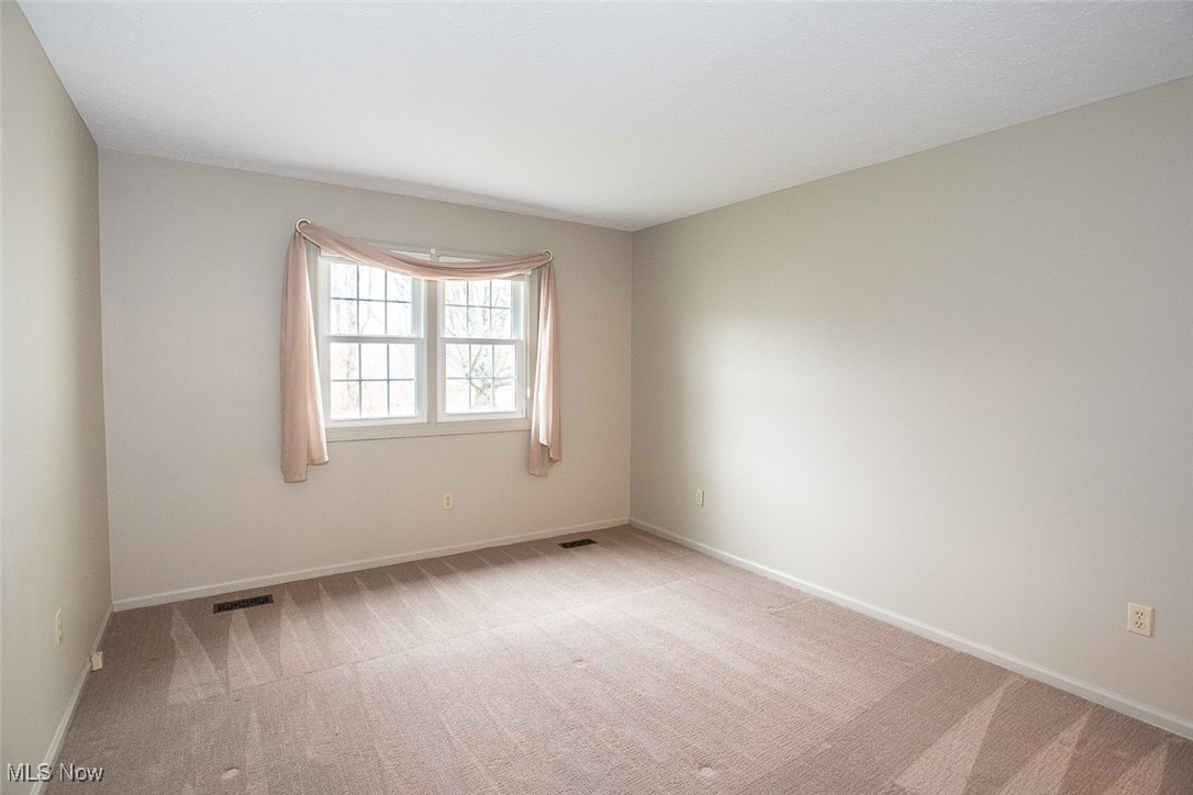 Macintosh Farms Condo 01 - Residential