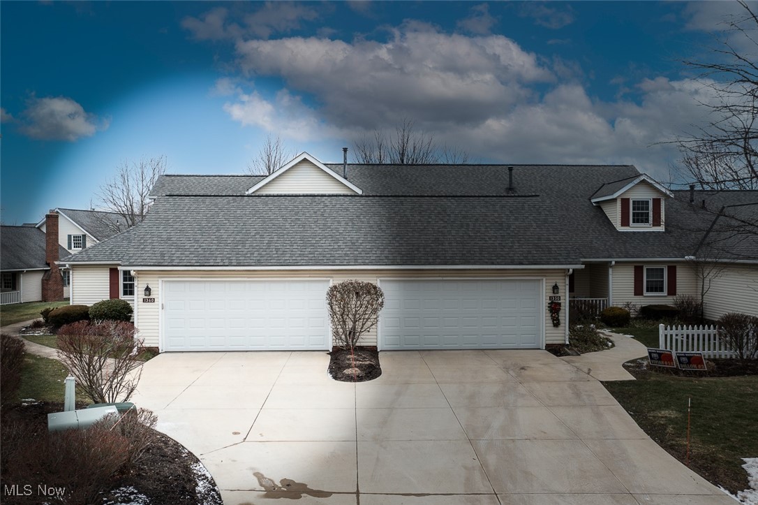 Macintosh Farms Condo 01 - Residential