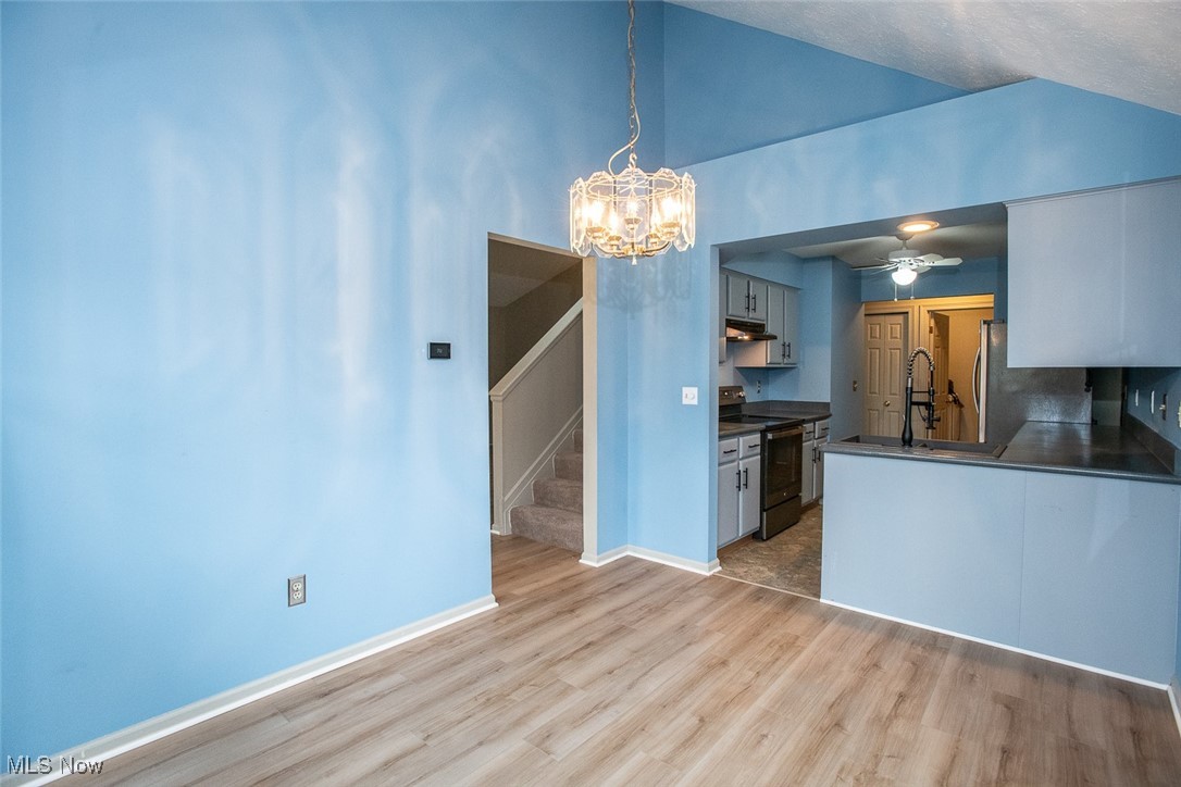 Macintosh Farms Condo 01 - Residential