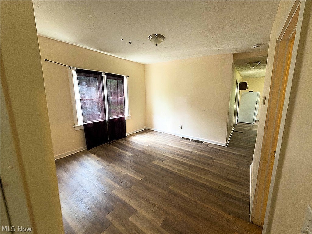 3280 E 128th Street