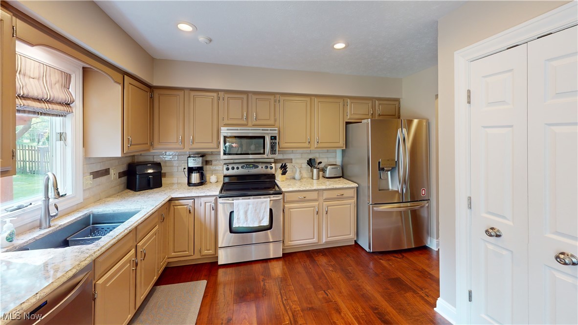 Royal Valley - Residential