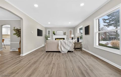 Tiny photo for 627 Greenwood Avenue, Akron, OH 44320 (MLS # 5179015)