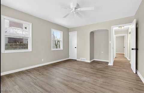 Tiny photo for 627 Greenwood Avenue, Akron, OH 44320 (MLS # 5179015)