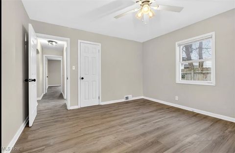 Tiny photo for 627 Greenwood Avenue, Akron, OH 44320 (MLS # 5179015)