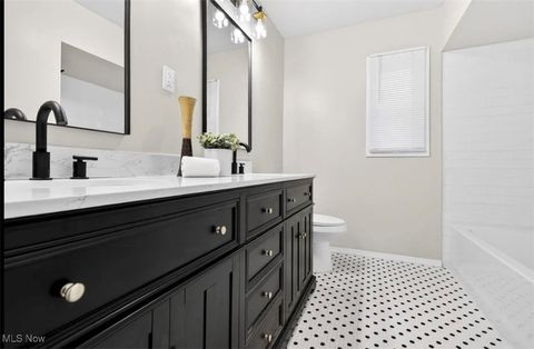 Tiny photo for 627 Greenwood Avenue, Akron, OH 44320 (MLS # 5179015)