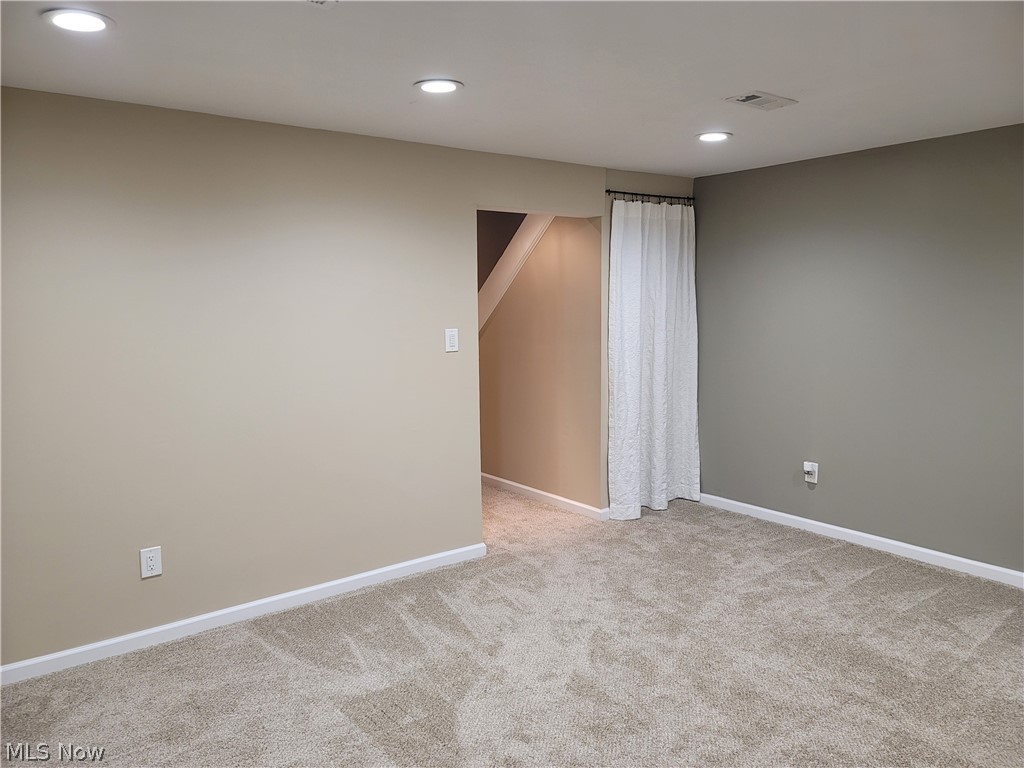 Puritas Park Townhome - Residential