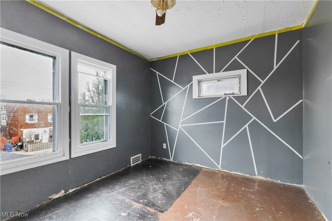 859 London Road, Cleveland, Ohio image 16