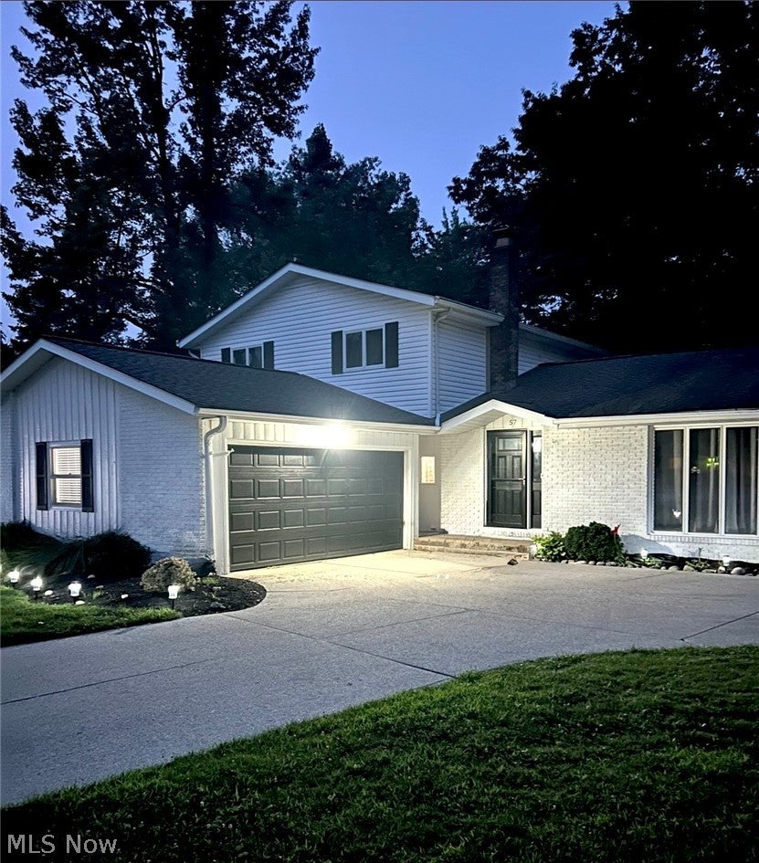 57 Woodhollow Drive