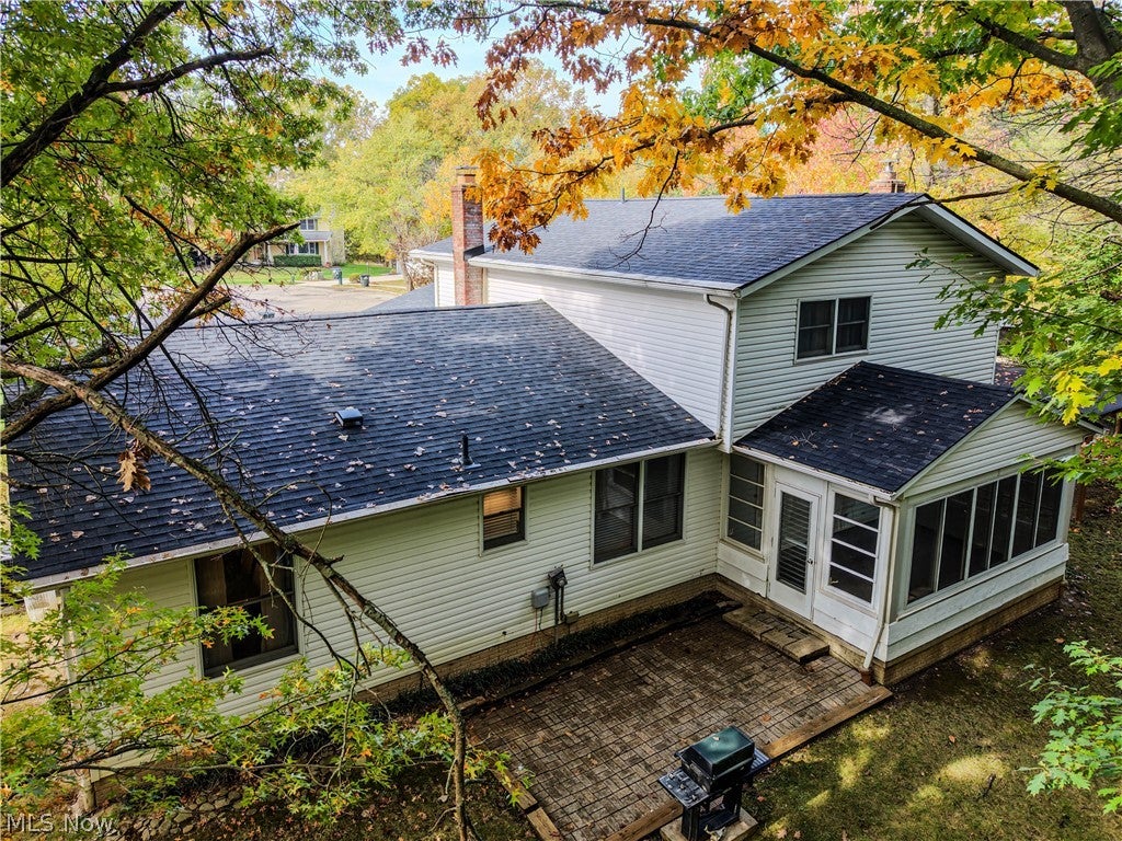 57 Woodhollow Drive