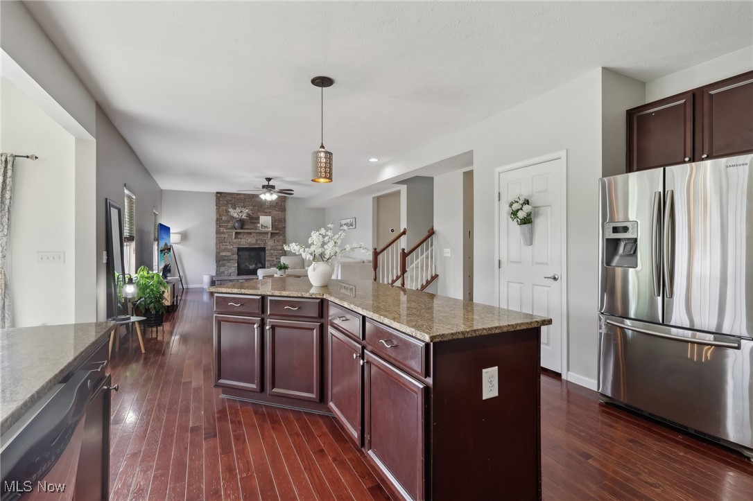 10387 Yorkshire Way, North Royalton, Ohio image 16