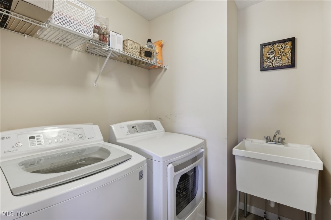 10387 Yorkshire Way, North Royalton, Ohio image 33