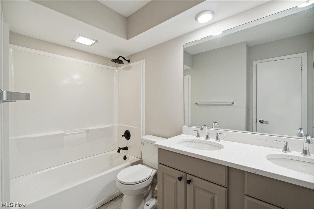 Meadowlawn Condo - Residential