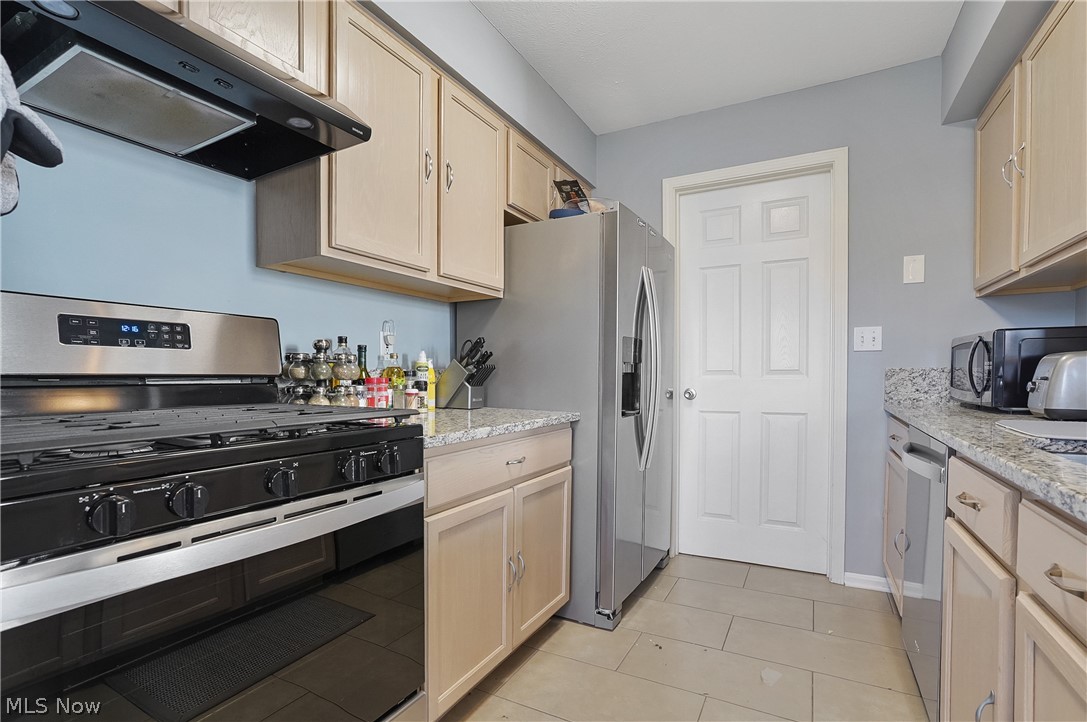 Edgebrook - Residential