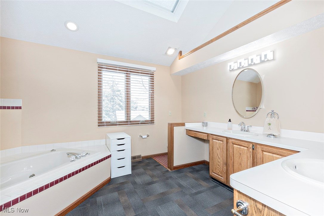 Oakview Estates Ph I - Residential