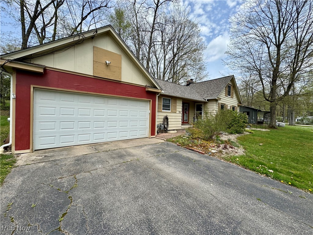 701 Talltrees Drive, Ashtabula, Ohio image 6