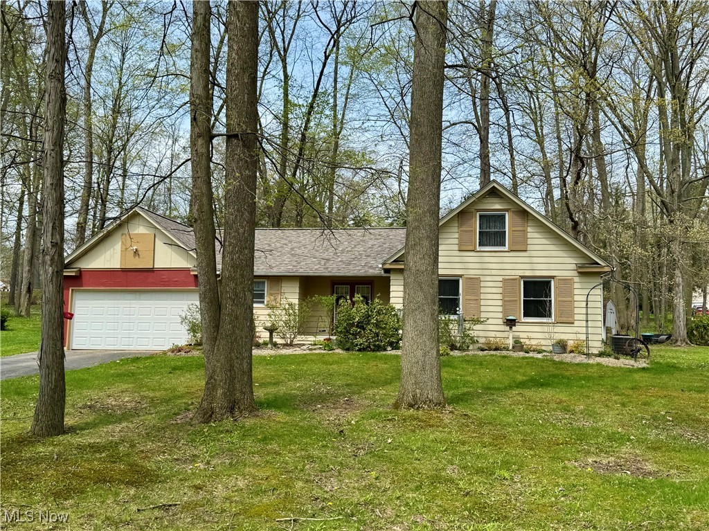 701 Talltrees Drive, Ashtabula, Ohio image 2