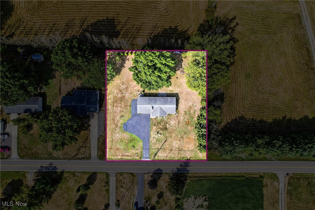 Columbiana, Ohio 44408, United States, 2 Bedrooms Bedrooms, ,2 BathroomsBathrooms,Residential,Contingent,200565