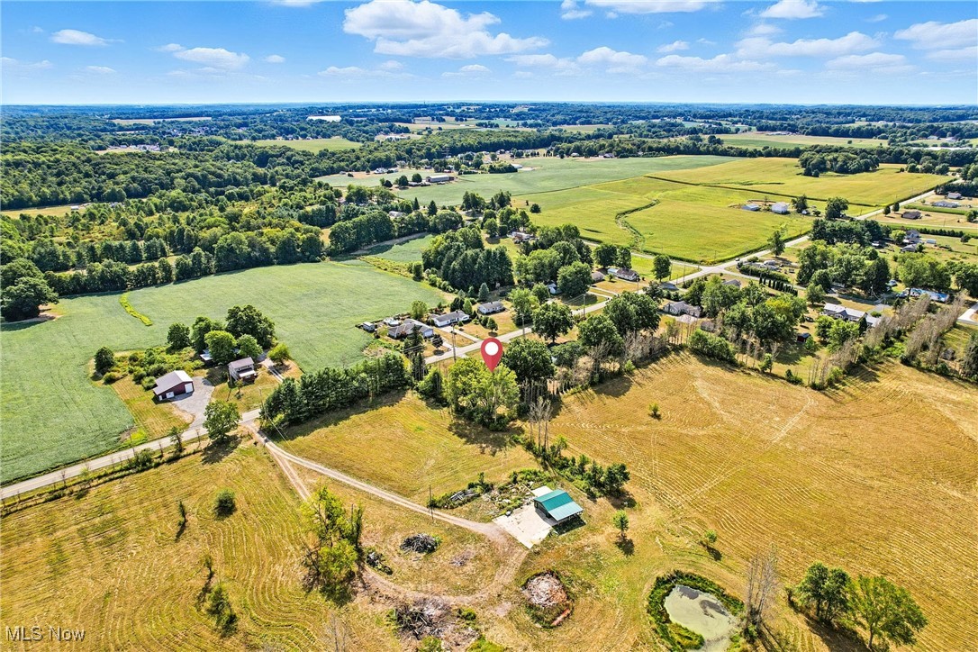 Columbiana, Ohio 44408, United States, 2 Bedrooms Bedrooms, ,2 BathroomsBathrooms,Residential,Contingent,200565