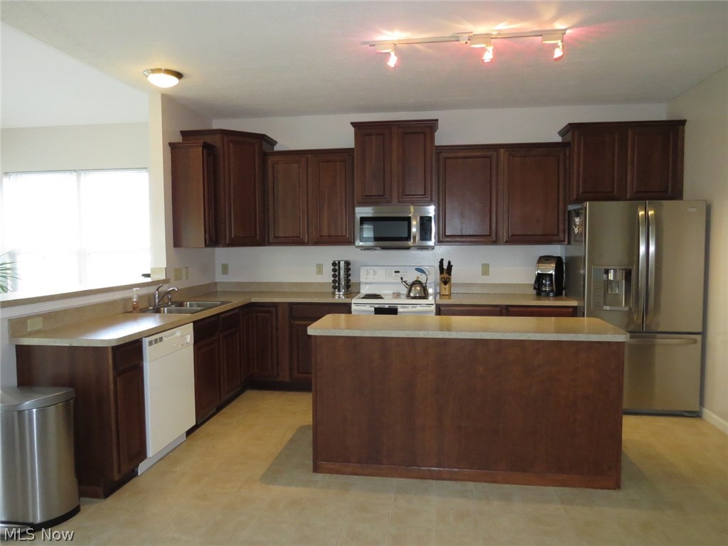 Dover Highlands - Residential