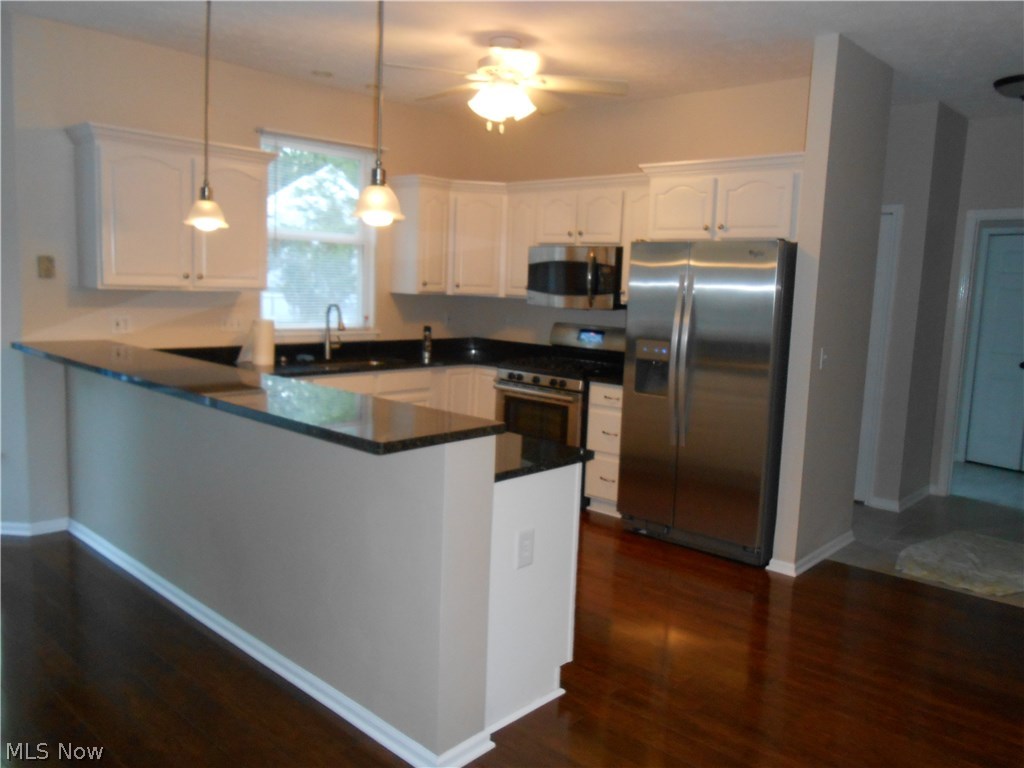 Yachtsmans Cove - Residential