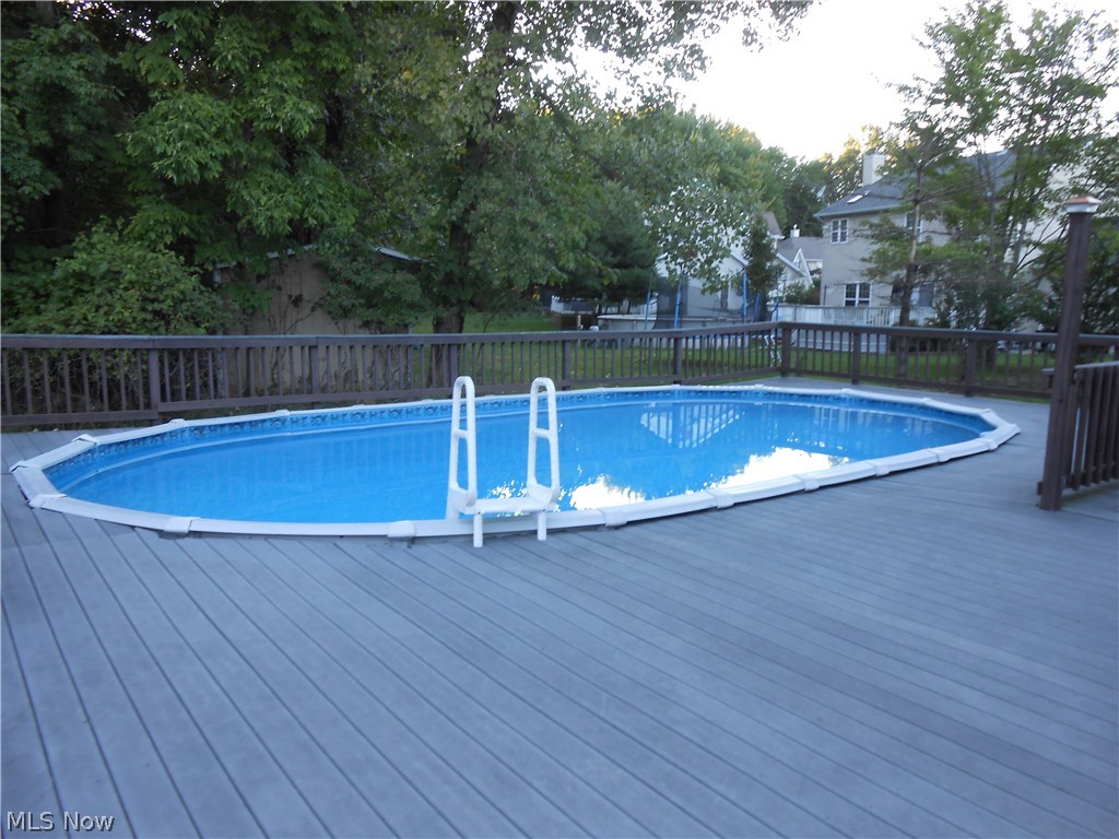 Yachtsmans Cove - Residential